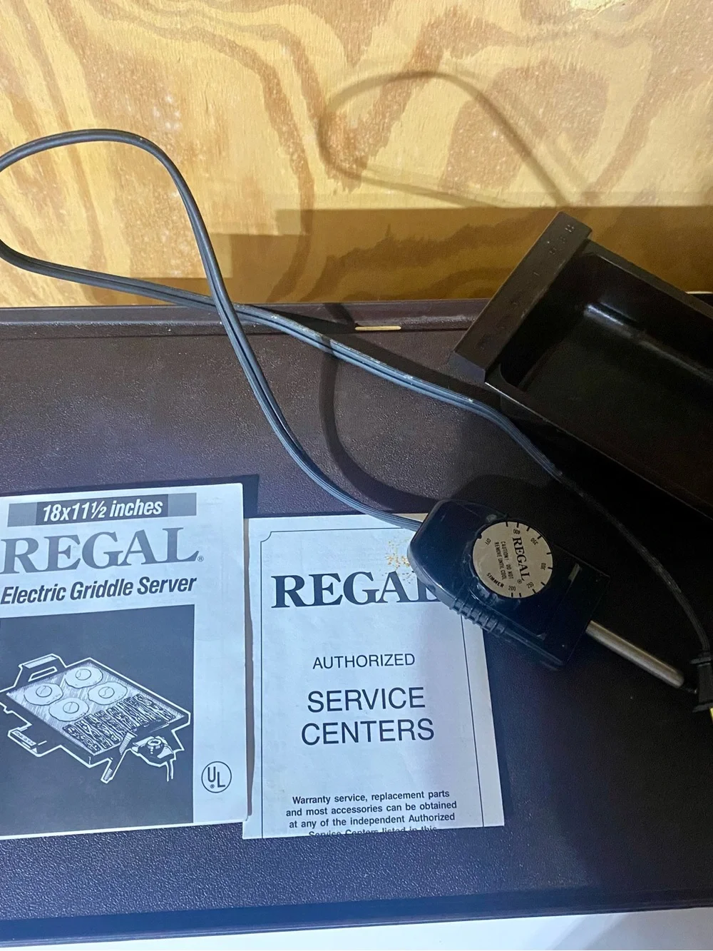 Electric Griddle Server in Black - never used
